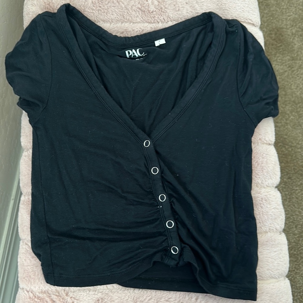 black crop top